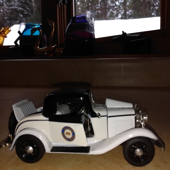 Die cast car - Picture 5 of 6